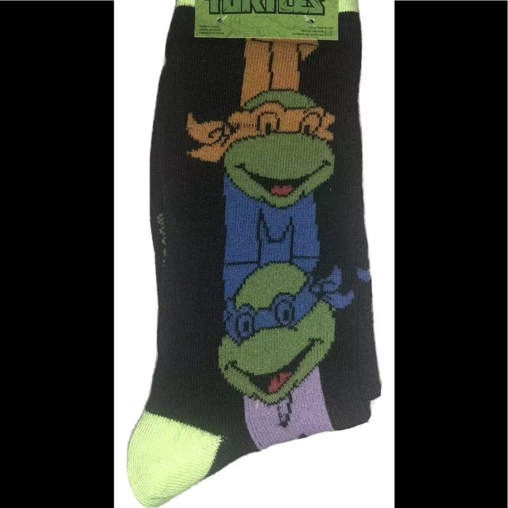 Teenage Mutant Ninja Turtles Crew Socks 2 Pair Men6-12 Black Gray TMNT Faces Leo